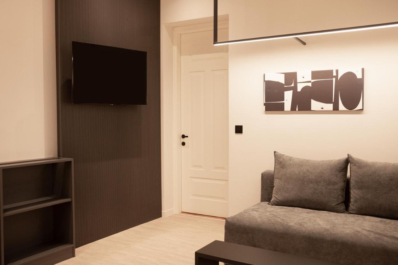 Taskou Luxury Suites เทสซาโลนิกิ ภายนอก รูปภาพ