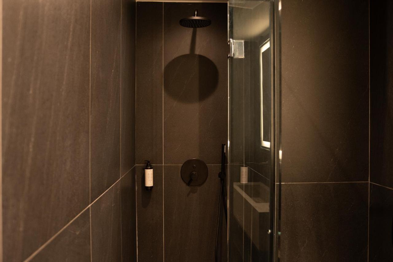 Taskou Luxury Suites เทสซาโลนิกิ ภายนอก รูปภาพ