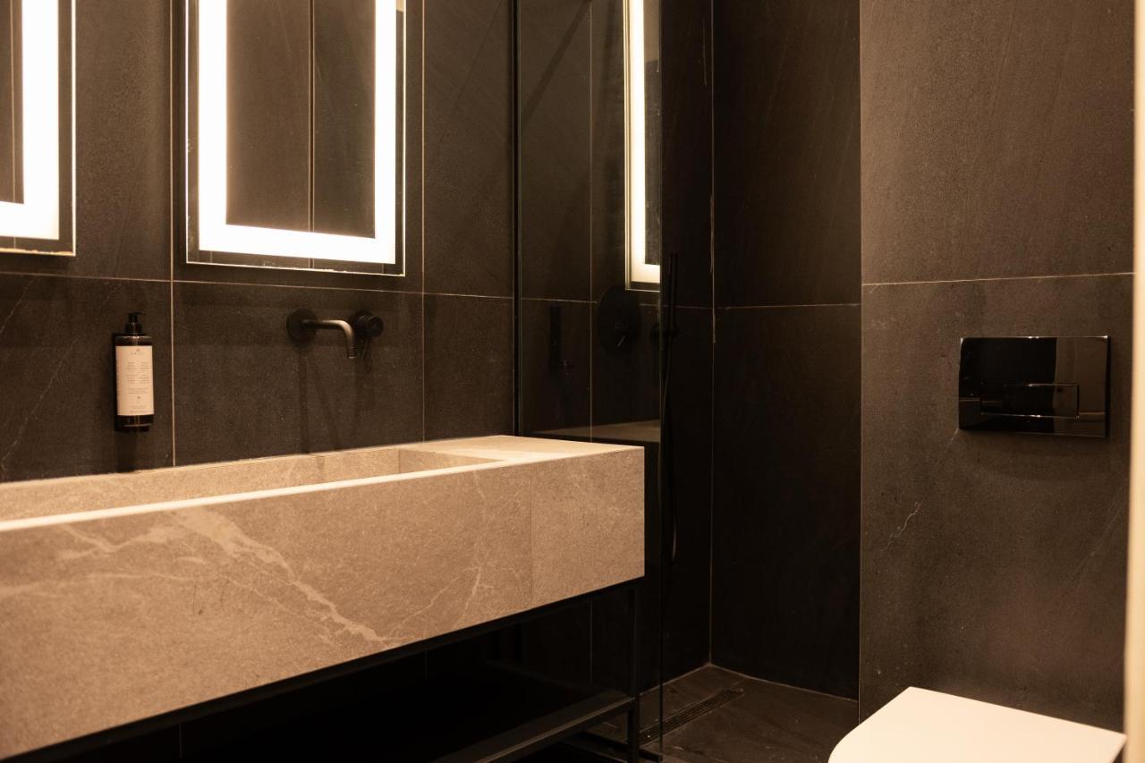 Taskou Luxury Suites เทสซาโลนิกิ ภายนอก รูปภาพ