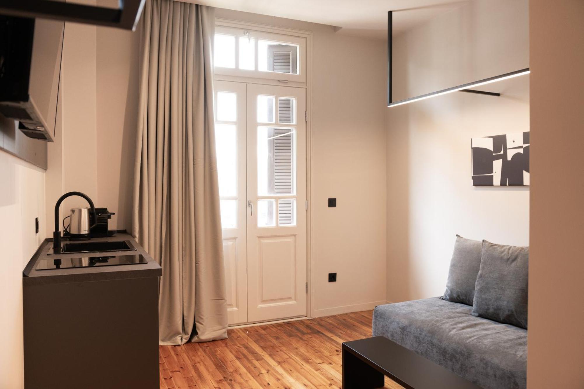 Taskou Luxury Suites เทสซาโลนิกิ ภายนอก รูปภาพ