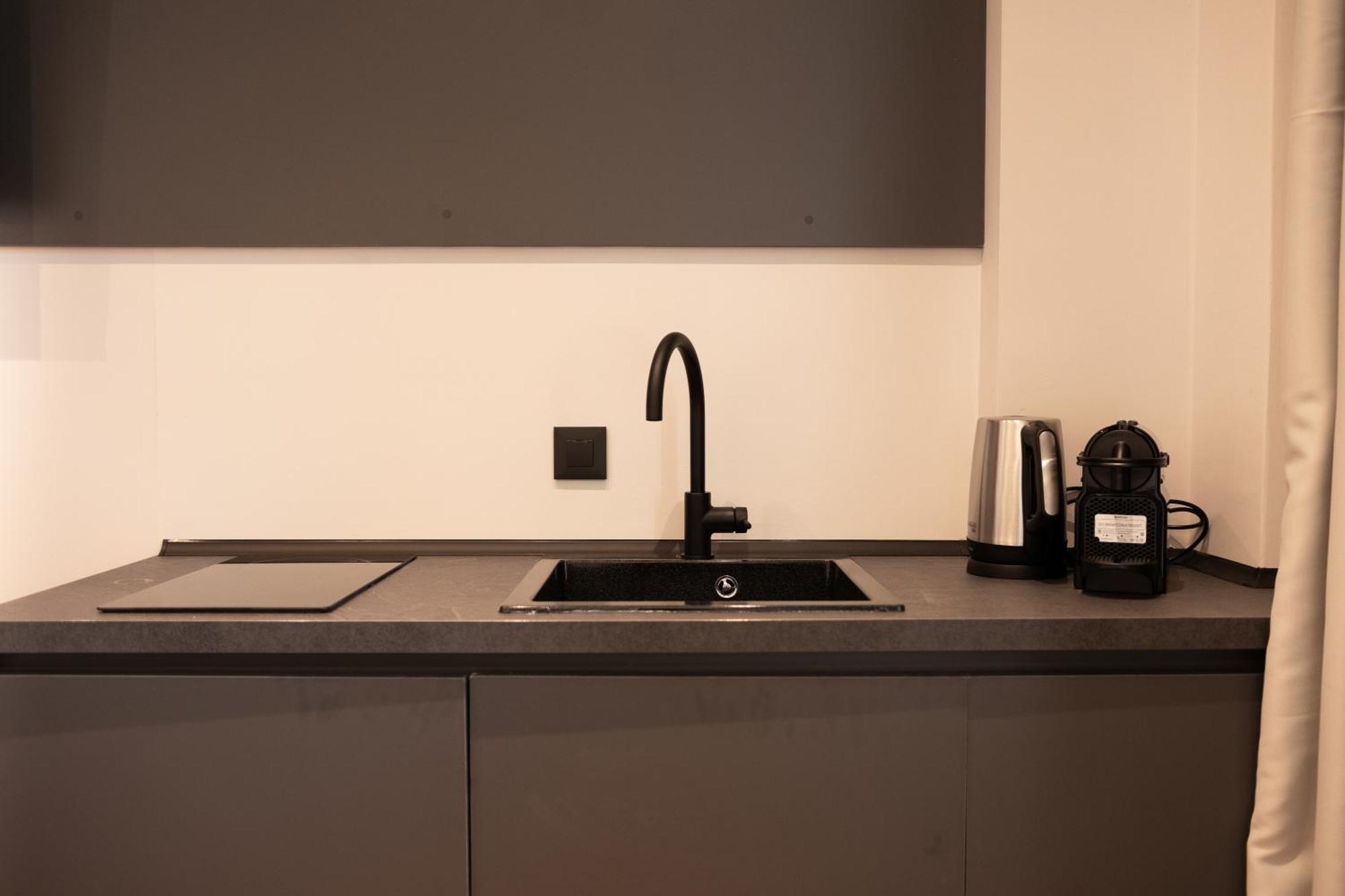 Taskou Luxury Suites เทสซาโลนิกิ ภายนอก รูปภาพ