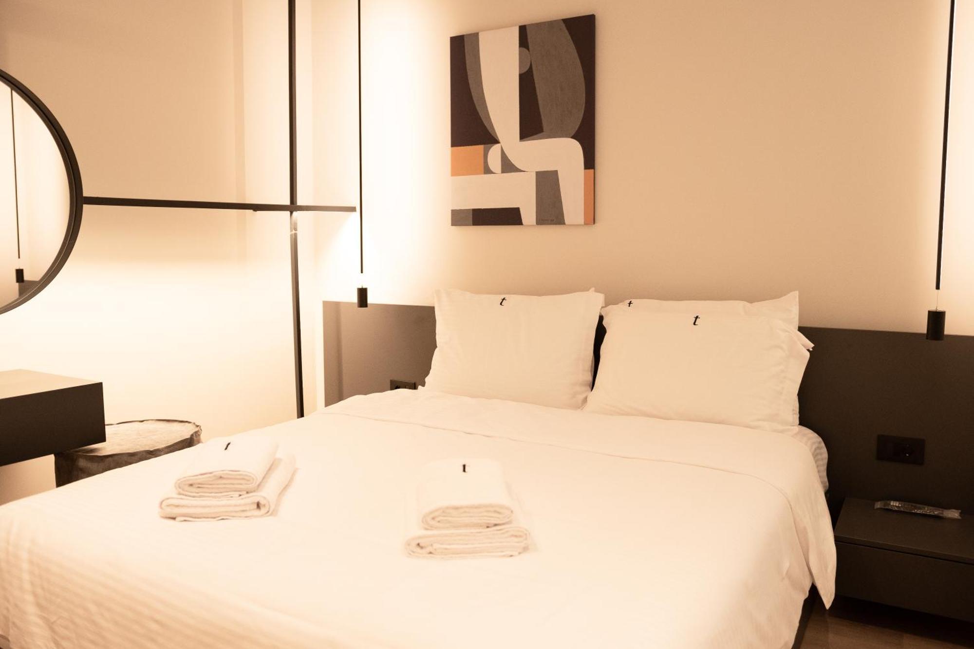 Taskou Luxury Suites เทสซาโลนิกิ ภายนอก รูปภาพ